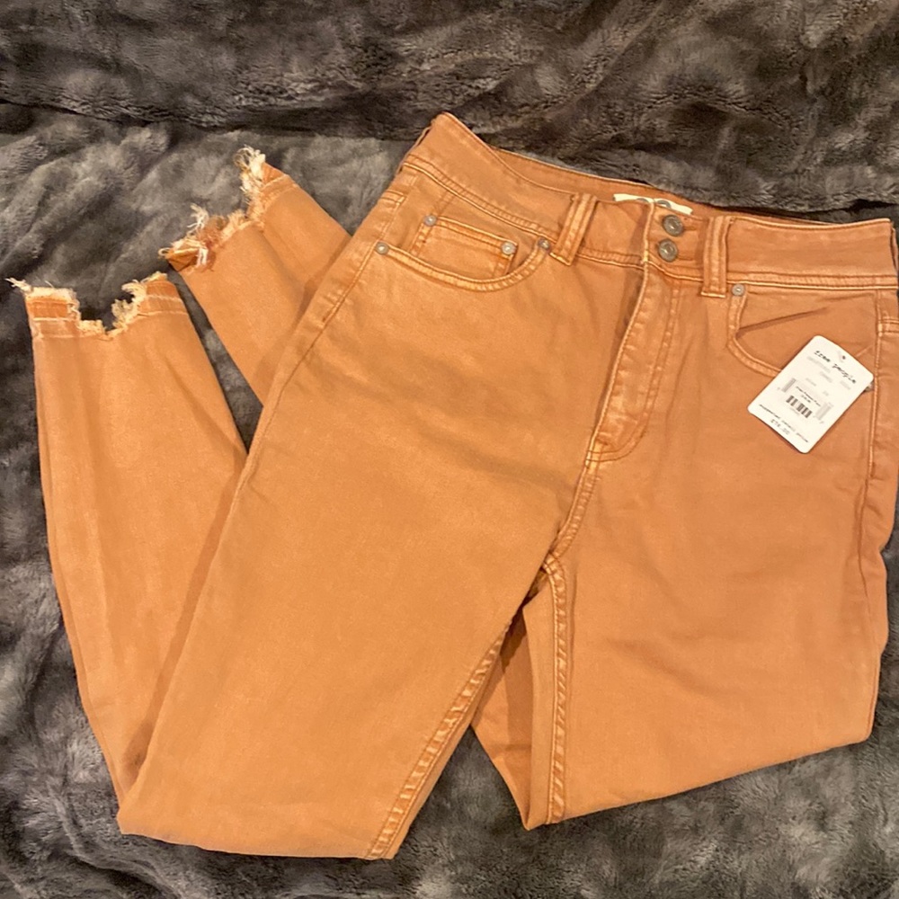 Super high rise skinny jean my Free People. Size 29. NWT
